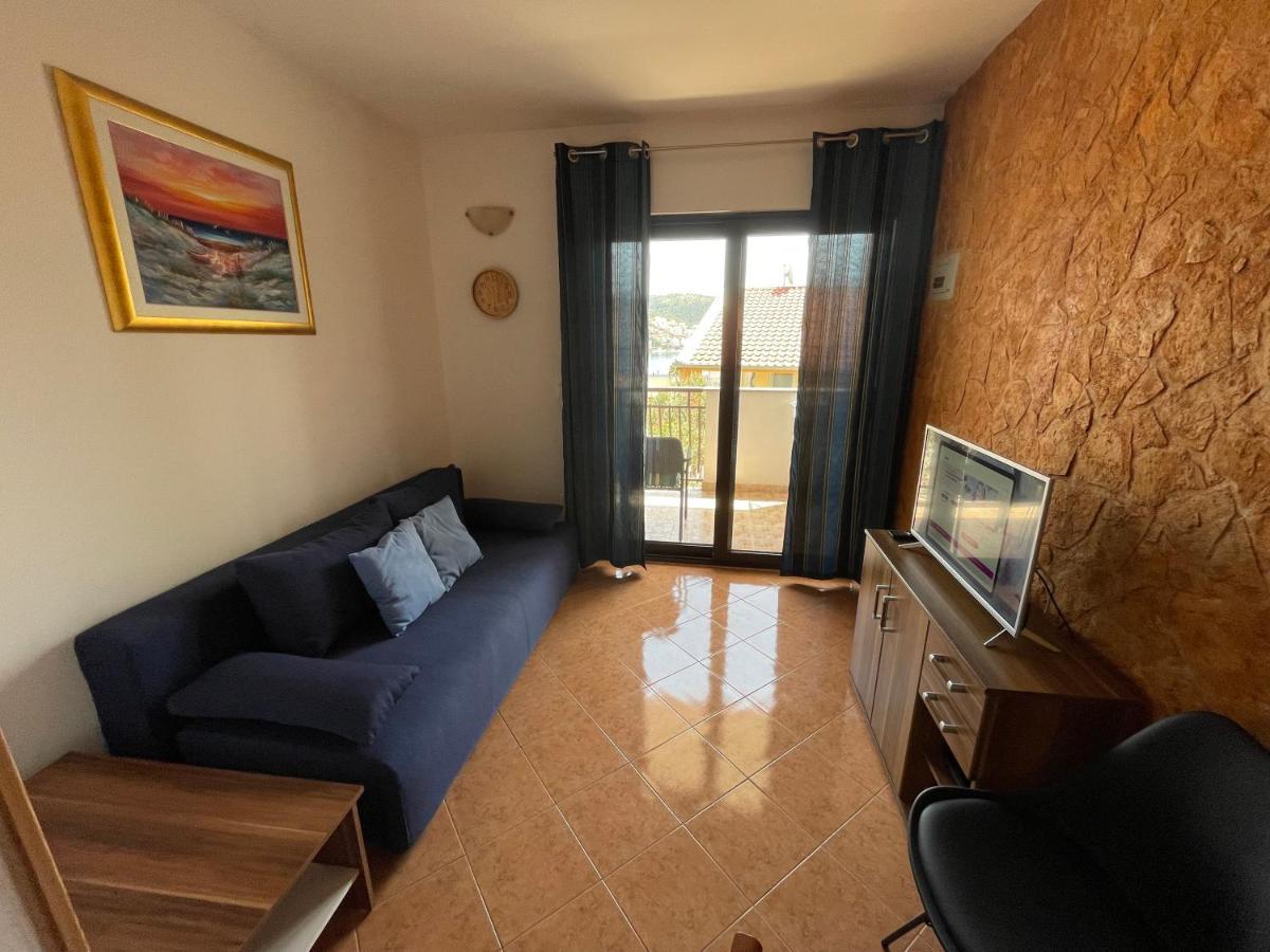 Apartment Jakasa Trogir Exteriér fotografie