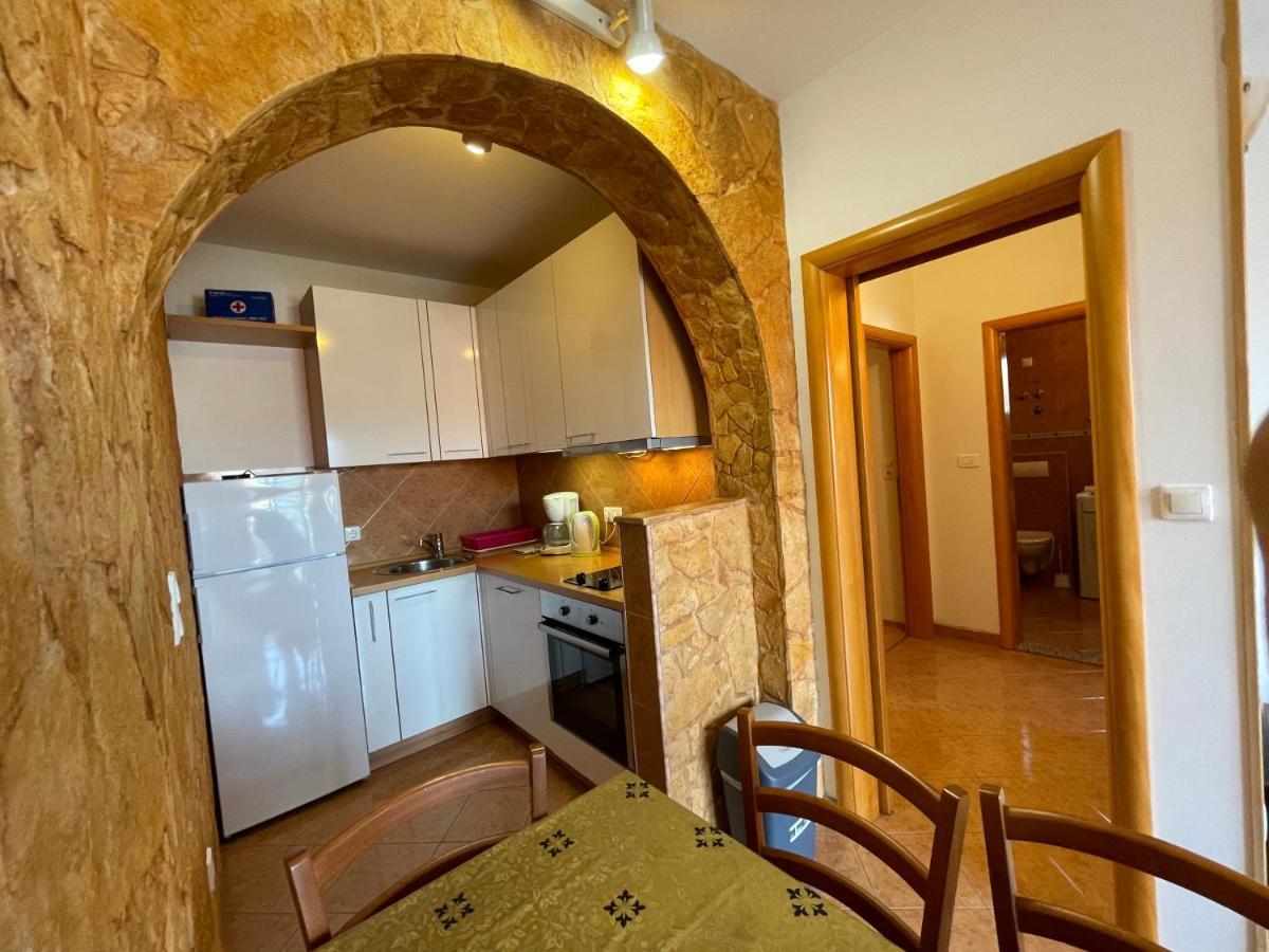 Apartment Jakasa Trogir Exteriér fotografie